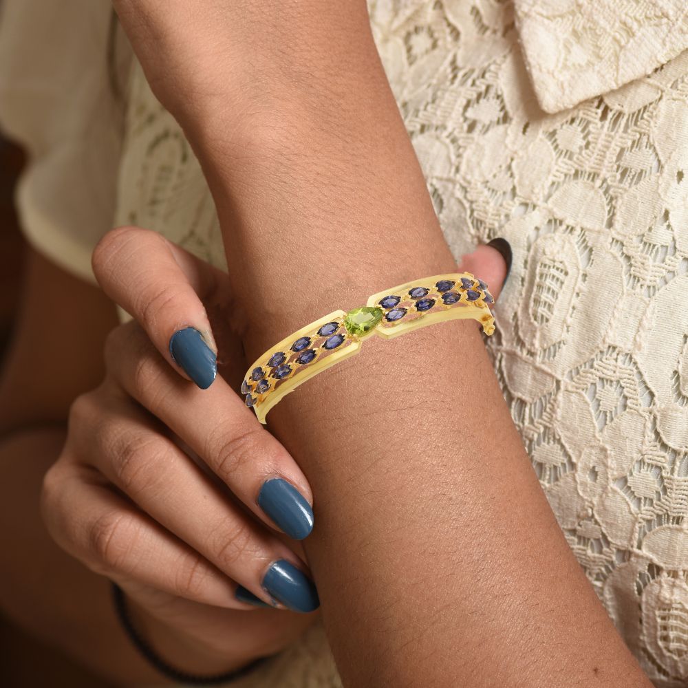 Iolite Openable Silver Bangle With Peridot
