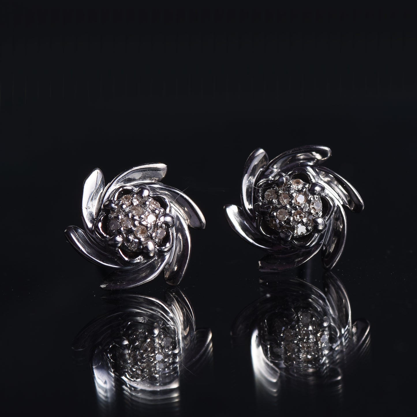 Diamond Flower Wheels Stud Earrings